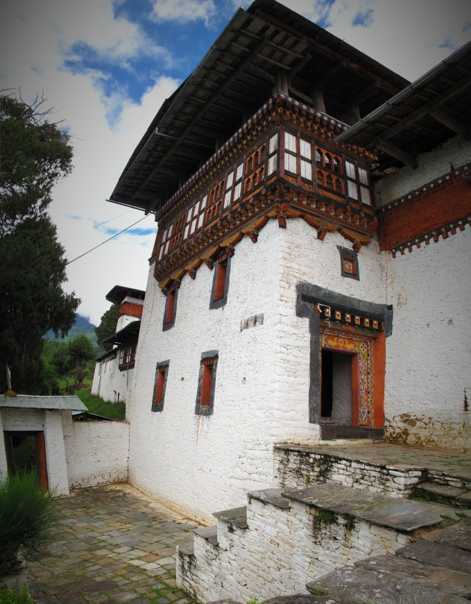 Jakar Dzong entrance